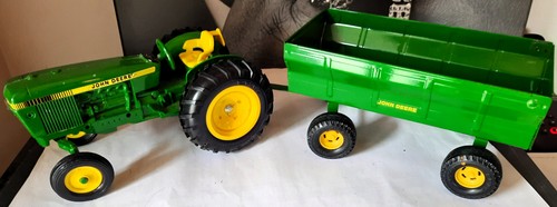 Ertl john deere 630 - john, ohne