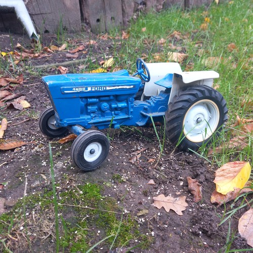 Ertl ford tractor 4600 16 - 4600, 1/16